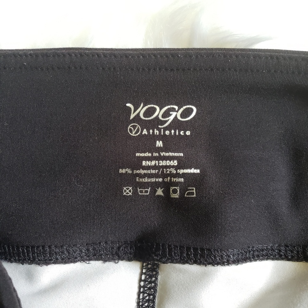Mesh Design Athletic Capri |Size M - Picture 4 of 4